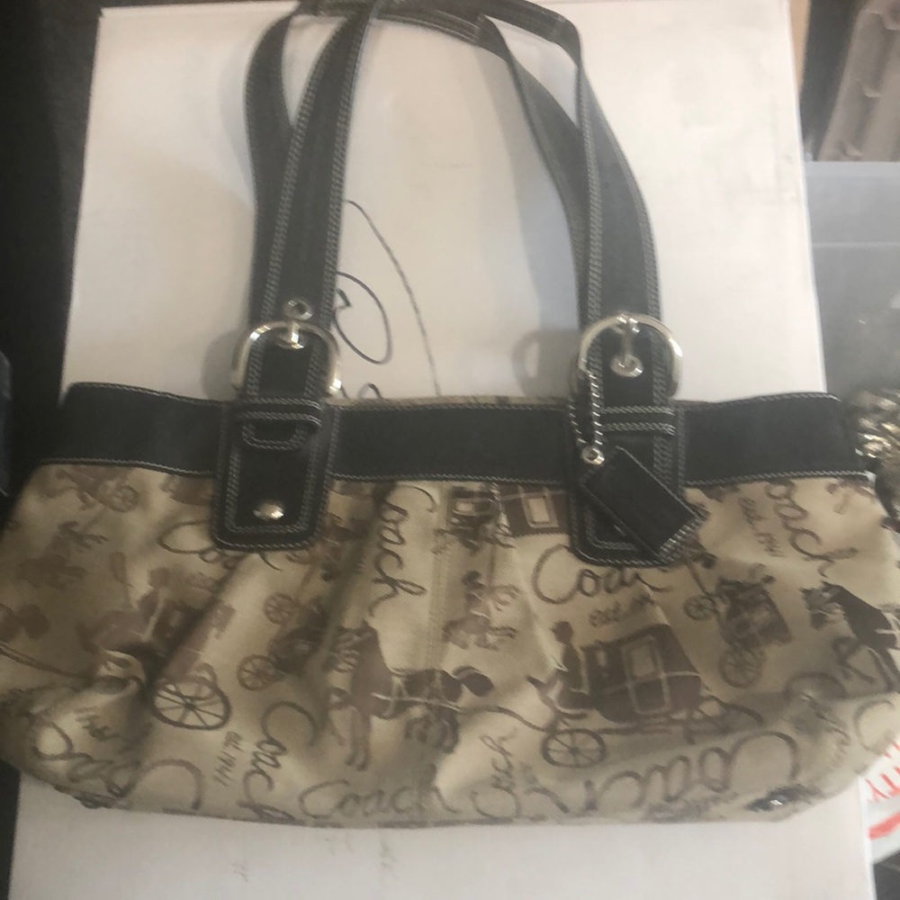 Euc vintage coach horse print bag